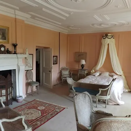 Trereife House